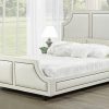 R185 Upholstered Bed White